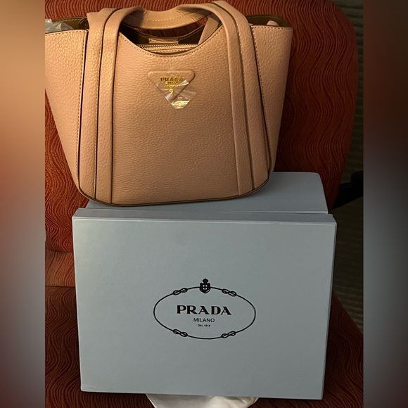 Prada Beige Leather Tote Bag - Picture 1 of 1